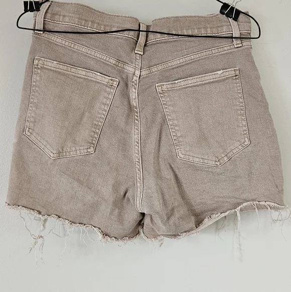 GAP 4" Short High Rise - Picture 3 of 3